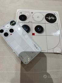 nothing Bianco entra 12/256