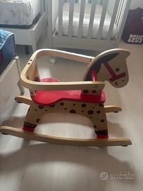 Cavalluccio a dondolo