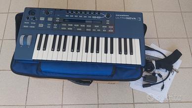 Tastiera synth Ultranova Novation nuova e custodia