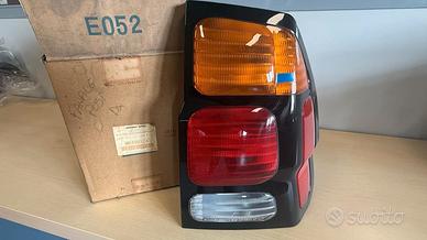 FANALE POST DX MITSUBISHI PAJERO SPORT MR496374