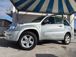 Toyota RAV 4 D-4D cat 5 GANCIO TRAINO