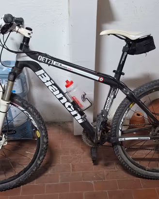 Bianchi Oetzi carbonio 26"
