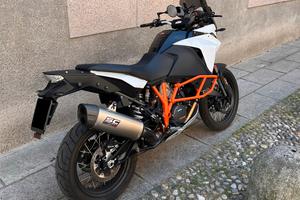 KTM 1090 Adventure R (2017) - 17.900 km