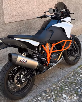 KTM 1090 Adventure R (2017) - 17.900 km