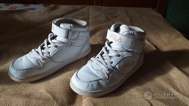 scarpe FILA nr.36 Abbigliamento e Accessori In vendita a Sondrio