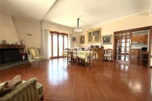 3 LOCALI A CASORIA