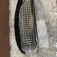 Indicatore di direzione per specchio laterale dest