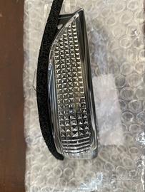 Indicatore di direzione per specchio laterale dest