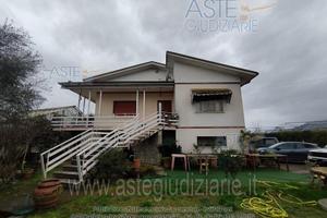 Rustico/Casale/Corte Pescia [A4337551]