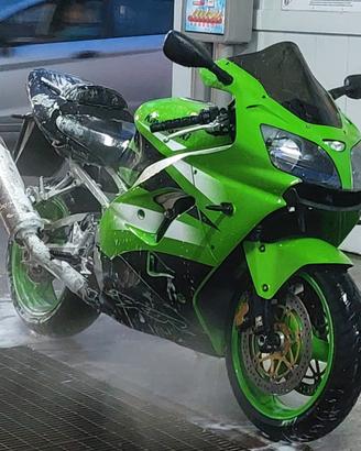 Kawasaki Ninja ZX-9 - 2003