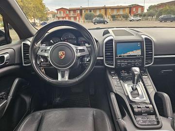 Suw Porsche  Cayenne  3000diesel