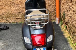 Vespa 300 gts anno 2015 km 14000