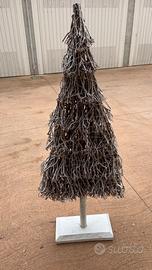 Albero di Natale fatto a mano con rami di vite