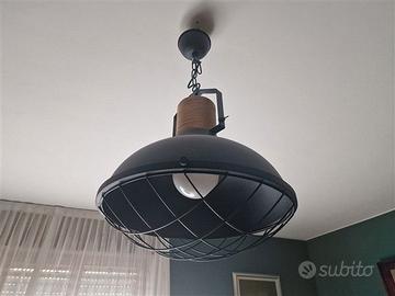 Lampadario stile industriale