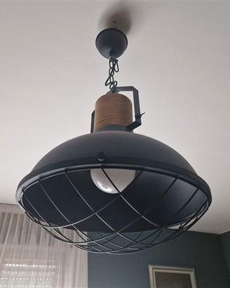Lampadario stile industriale