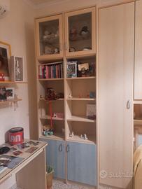  libreria + scrivania 
