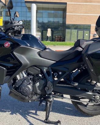 Honda NT1100 travel 2022