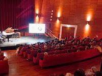 Inglese attraverso la musica lirica