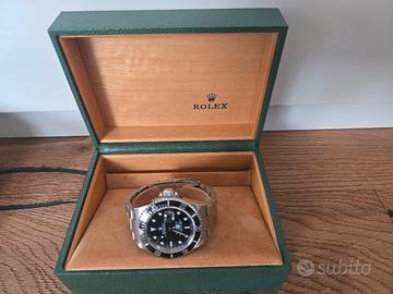 Rolex submariner Date 16610 