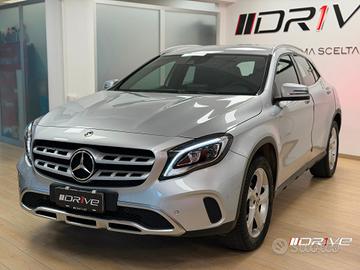 MERCEDES GLA (X156) GLA 200 d Automati...