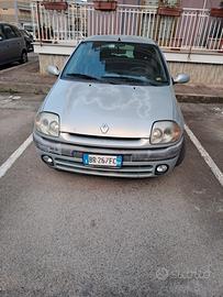 RENAULT Clio 2ª serie - 2001