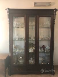 Cristalliera vetrina stile classico mogano
