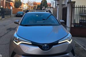 Toyota XHR Hybrid 1.8 mod. Lounge-tagliandi