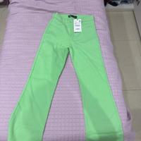 Pantaloni donna verdi, a zampa, flare