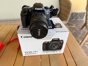Canon EOS 77D + Obiettivo EF-S 18-55mm IS STM