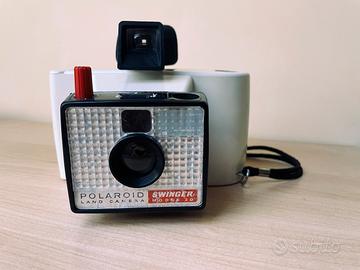 POLAROID Swinger model 20