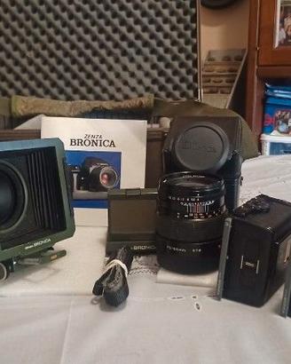 fotocamera. ZENZA BRONICA 6X6 "SAFARI" KIT. +ALTRO
