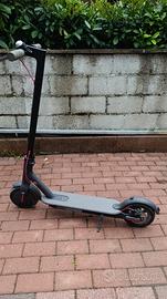 Monopattino elettrico Xiaomi M365