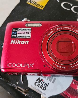 Nikkon macchina fotografica 