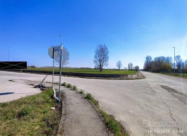 Immobile in asta di 44291 m² a Volta Mantovana - Vista 4