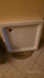 Piatto doccia 70 x 70 bianco ceramica