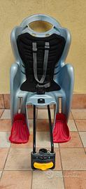 Seggiolino bici posteriore  fino a  22 kg 