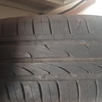 4 gomme nexen  montate su cerchi 185/65/r15