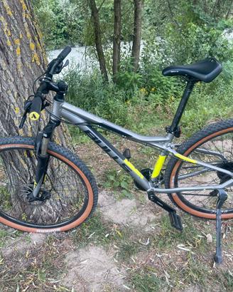 Bicicletta bulls da montagna