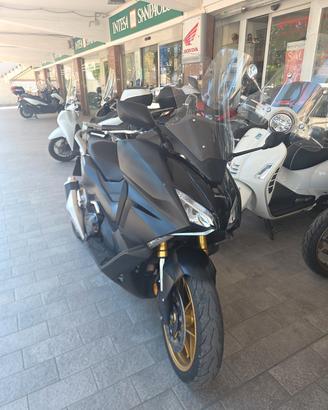 Honda Forza 750 2024 spec. ed. EUROSCOOTER esamino