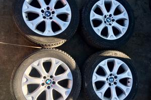 Cerchi con pneumatici per BMW X5 E70