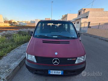 Mercedes Vito 9 posti 