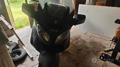 Suzuki Burgman Executive 650