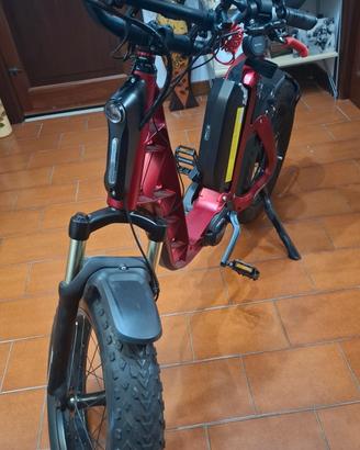 bici elettrica fantic issimo