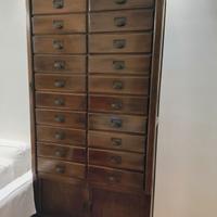 schedario a cassetti vintage 
