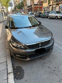 Peugeot 308 1.5 blue hdi allure