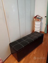 Cassapanca imbottita similpelle nera