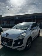 Peugeot 3008 1.6 e-HDi 112CV cambio robotizzato S.
