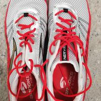 Scarpe chiodate per pista di atletica (Brooks) 