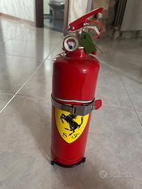 Estintore auto adesivo ferrari