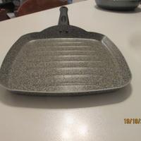 Bistecchiera manico fisso